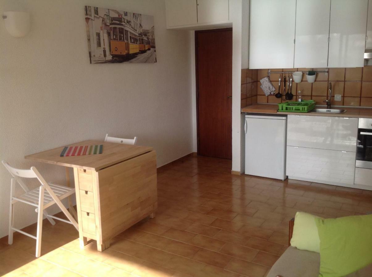 Beach Apartment... T1 With Swimming Pool Коста да Капарика Екстериор снимка